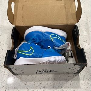 Nike Baby Shoes Sz 4C